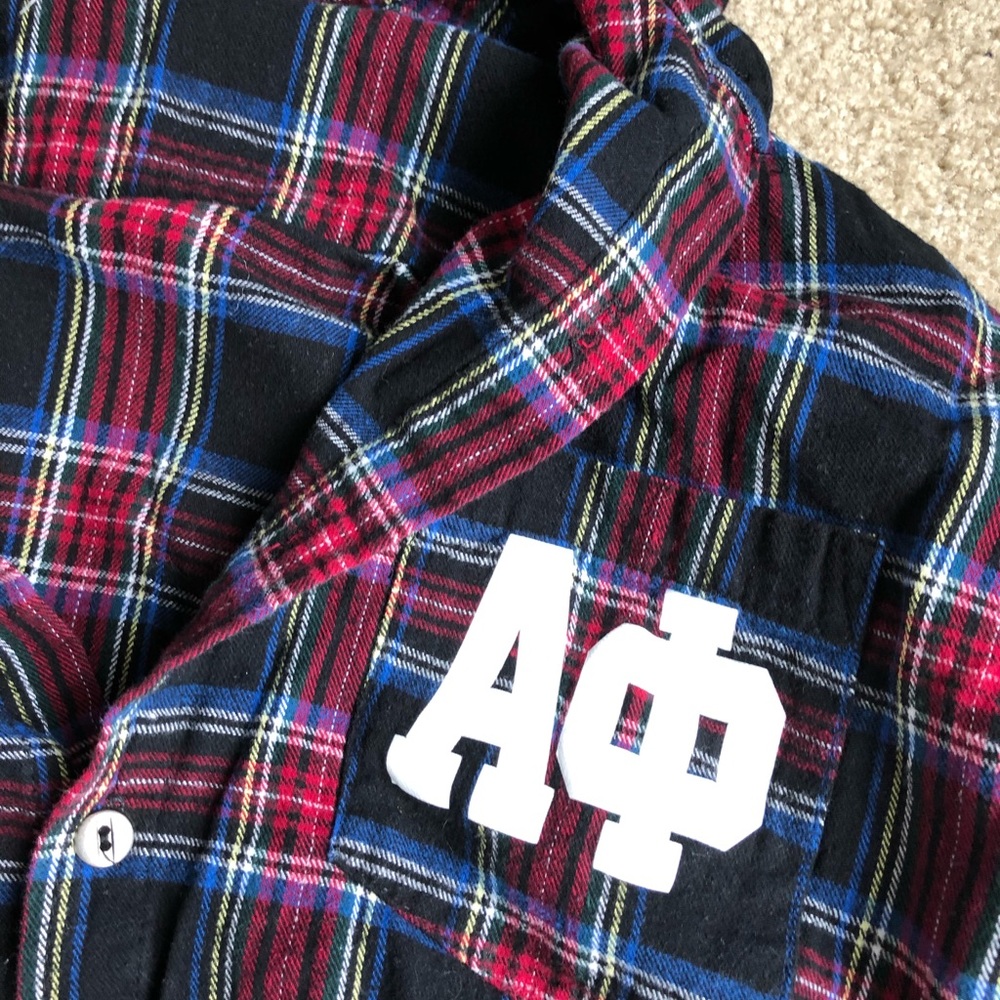 Alpha phi flannel - Picture 2 of 4